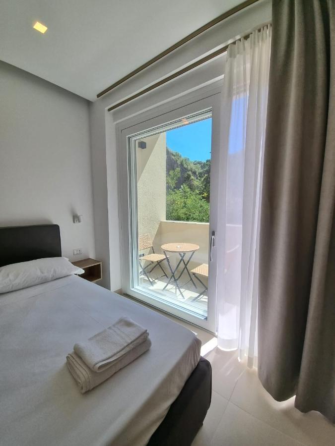 Marea Retreat Rooms Marina di Camerota Eksteriør bilde